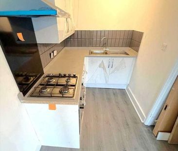 High Street, Snoodland, ME6 - Photo 4