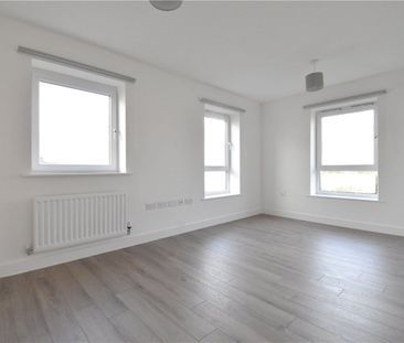 Well presented 3 bedroom detached house situated in the popular com... - Photo 1