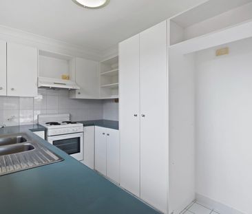 Leave the car at home: public transport, Indooroopilly Shopping Cen... - Photo 5