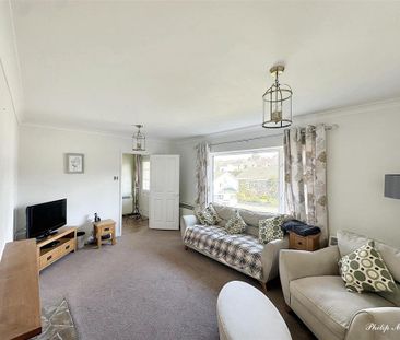 2 bedroom detached bungalow to rent - Photo 3