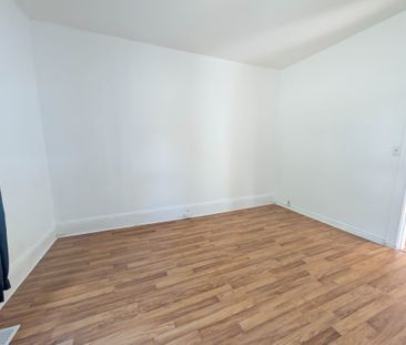 119 Charlotte St, Brantford - 2 Bed Main Unit - Photo 5