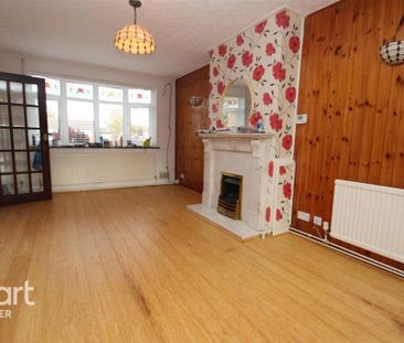 3 bedroom semi-detached house to rent - Photo 3