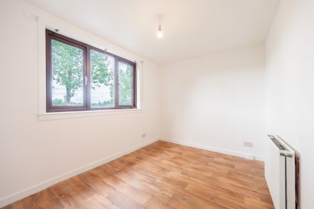 Flat 1-1 - Photo 2