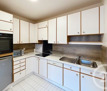 Location Appartement 2 pièces 47m² LA NEUVILLETTE 51100 - Photo 3