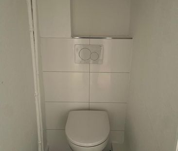 Erstbezug nach aufwendiger Sanierung - 2-Zimmer-Altbau Bornheim - Photo 1