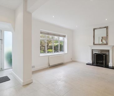 5 bedroom detached house to rent - Photo 1