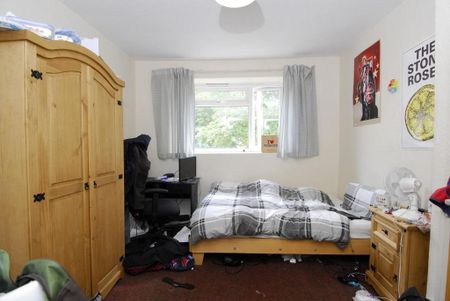 4 bedroom house to rent - Photo 3