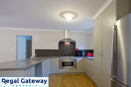 63 Prosperity Loop, AUBIN GROVE WA 6164 - Photo 5