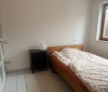 Refrath: 2-Zimmer-Wohnung im Erdgeschoss mit Terrasse - Photo 3