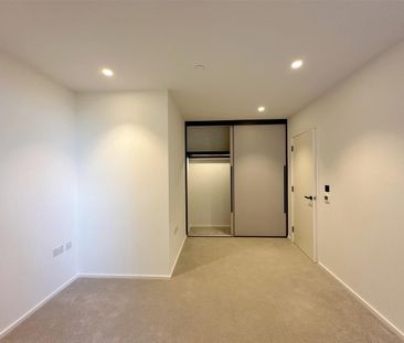 Barnacle House, Poplar Riverside, 1 Hemlock Street - Photo 1