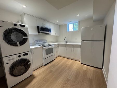 For Lease - 145 Harrison Drive Unit# Lower 2, Newmarket, Ontario - Photo 2