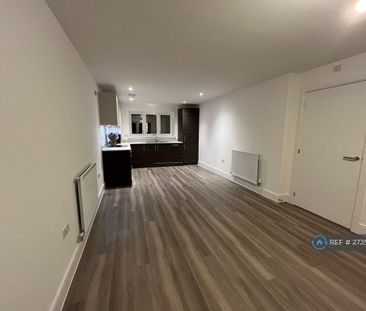 2 bedroom maisonette to rent - Photo 1