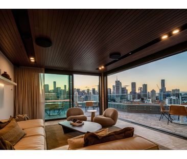 Rivière by Aria - Photo 1