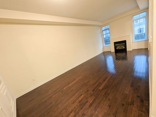 For Lease - 113 Lochnaw Private, Barrhaven, Ontario - Photo 1