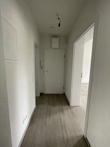 Perfekt für uns: individuelle 2-Raum-Wohnung mit Sonnenbalkon - Foto 4