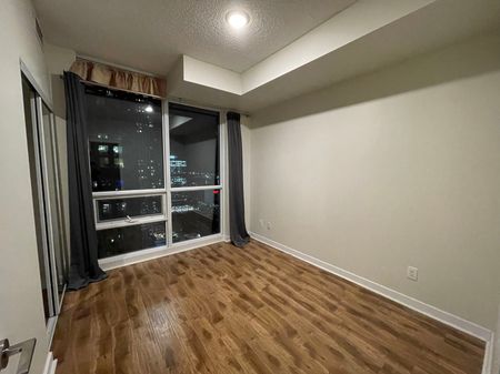 For Lease - 18 Harbour Street Unit# 3107, Toronto, Ontario - Photo 4