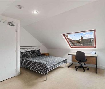 Hamilton Gardens, Plymouth, PL4 - Photo 6