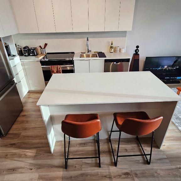 Condo locatif de luxe à louer. 2 CH-1 SB Lebourgneuf, Québec. Cession bail particulier 1567$, libre 1er novembre 2024 - Photo 1