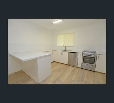 24A Potts Street, Melville, WA 6156 - Photo 1