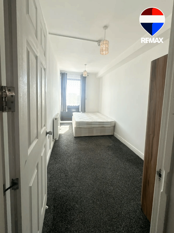 4 bedroom maisonette to rent - Photo 5