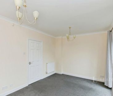 4 bedroom house to rent The Piazza, Sovereign Harbour South, Eastbourne, BN23 - Photo 2