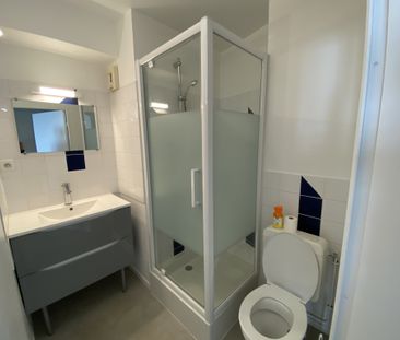 A LOUER ANGERS CHEVROLLIER - T1 MEUBLE au rez de chaussée ... - Photo 3