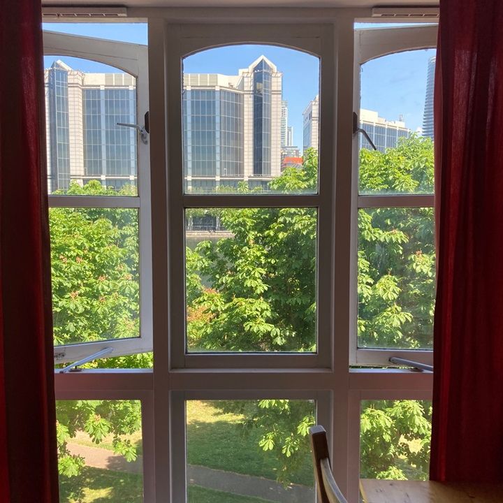 Studio Flat, Wheatsheaf Close, E14 - Photo 1