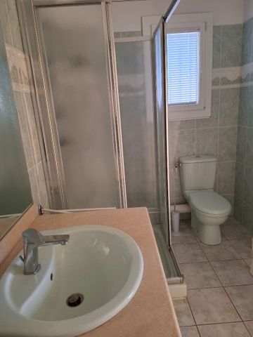 Location Appartement 4 pièces 113m² - Photo 4