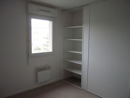 Location Appartement 2 pièces 37m² GUER 56380 - Photo 2