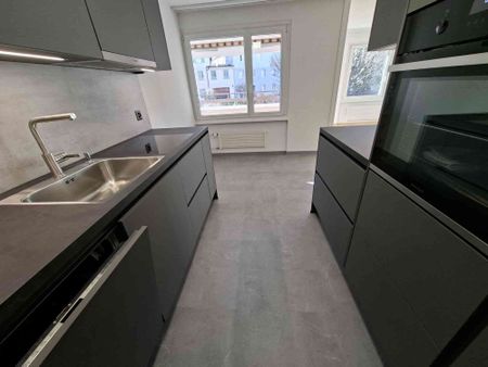 3.5 Zimmer, 82 m², 2. Stock - Photo 2