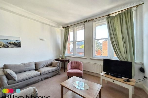 Museum Street - Photo 1