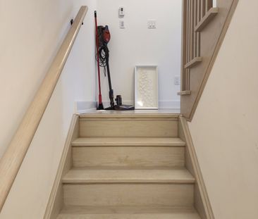 For Lease - 27 Wagon Lane, Barrie, Ontario - Photo 5