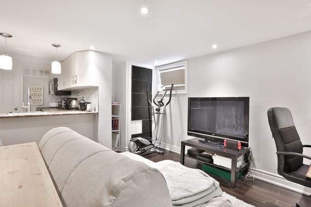For Lease - 207 Cedarvale Avenue Unit# Lower, Toronto, Ontario - Photo 1