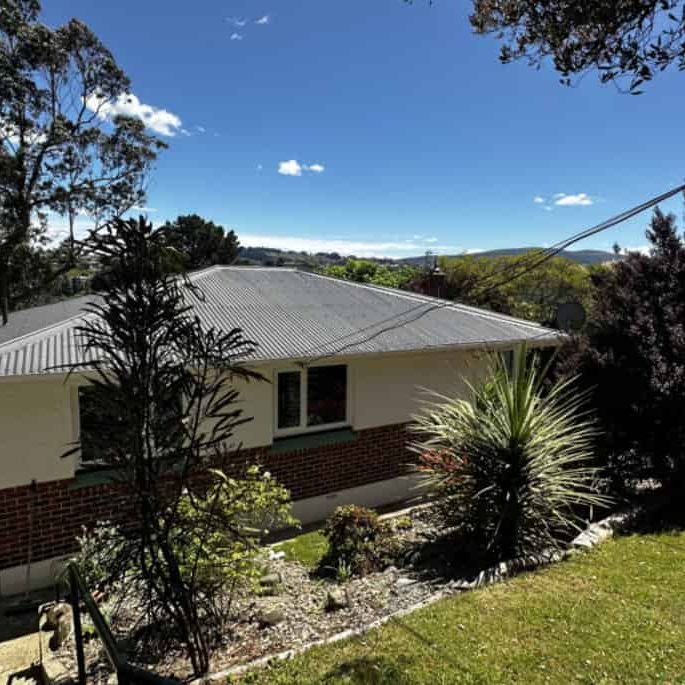 Immaculate inside and out! - Photo 1