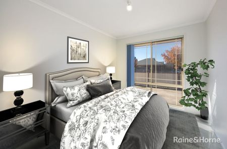 Charming 3 bedroom home - Photo 3