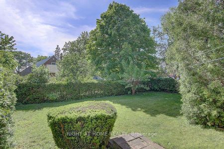 Detached Home For Lease | W9253113 - Photo 5