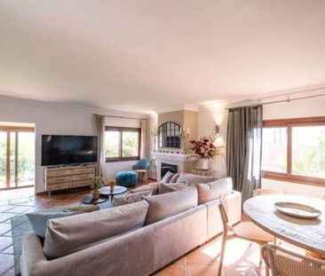 Luxury 5 room Detached House for rent in Benahavís, Spain - Photo 4