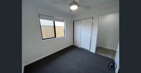 YOU DON'T WANT TO MISS THIS 4 BEDROOM FAMILY HOME!! - Photo 5