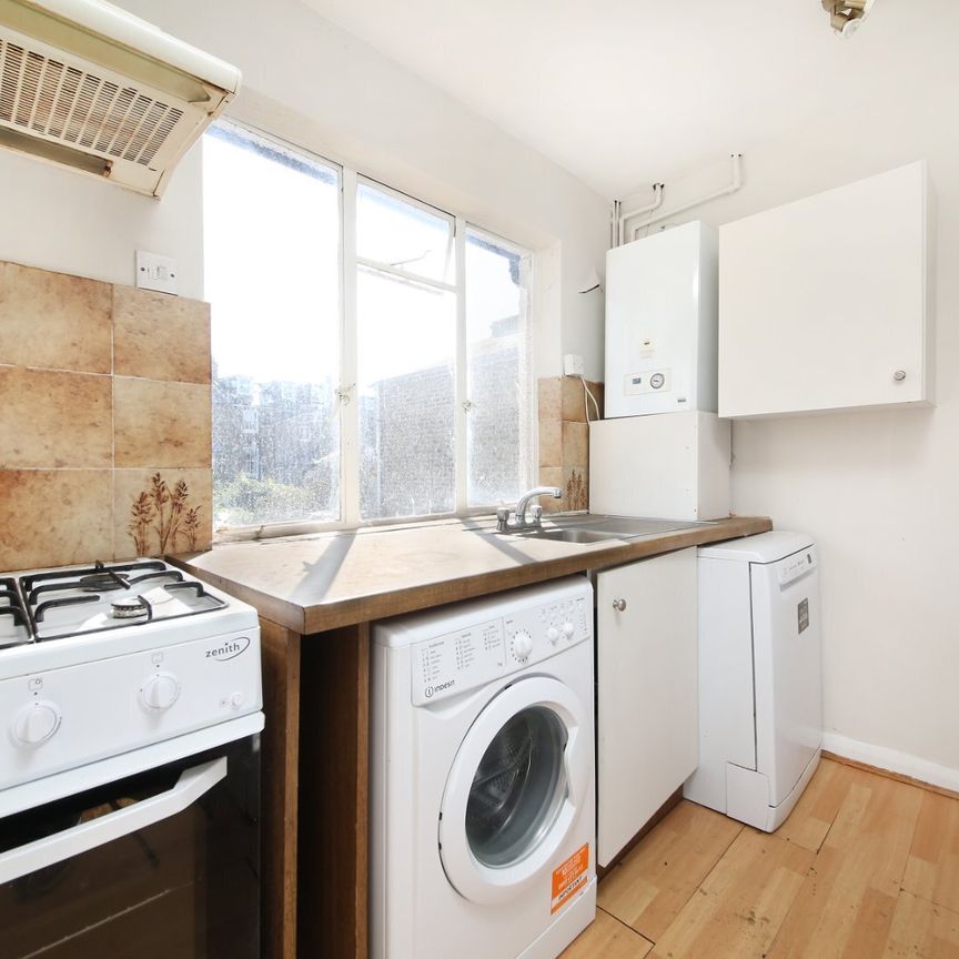 Bromfelde Road, London, SW4 - Photo 1