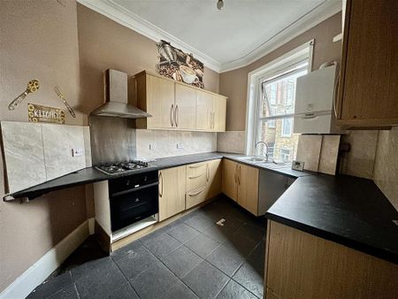 2 bedroom apartment to rent - Photo 4