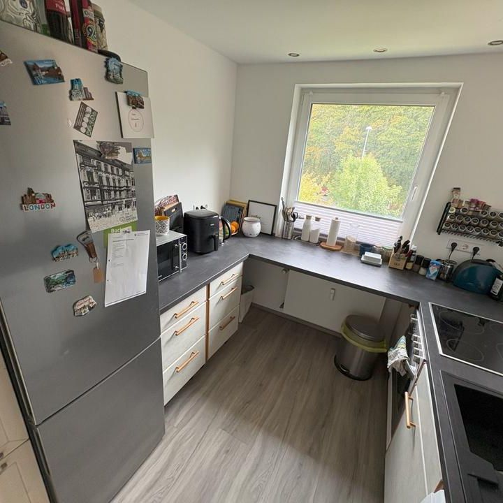 Vollständig möblierte 2-Zimmer-Wohnung für 1 Jahr Zwischenmiete - Photo 1