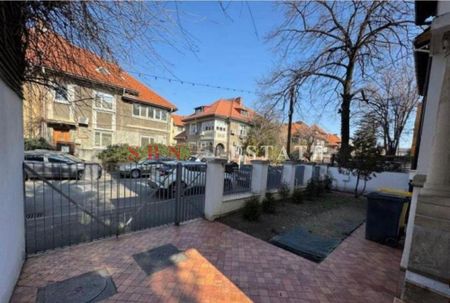 Inchirieri Case / vile Bucuresti - Fotografie 5