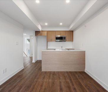 For Lease - 200 Railway Engine House Way, Whitby, Ontario - Photo 6