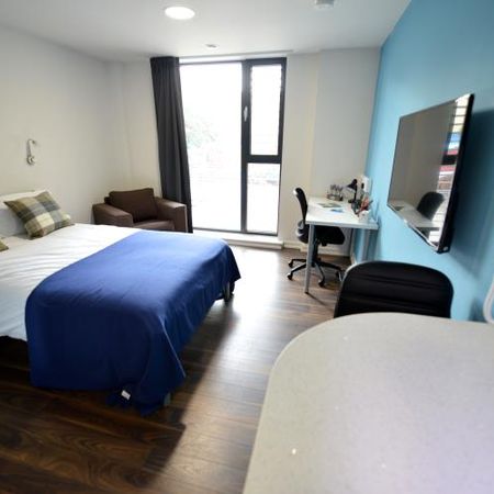 Student Apartment 1 bedroom, City Centre, Sheffield - Photo 3