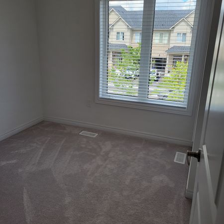 For Lease - 19 Edminston Drive, Centre Wellington, Ontario - Photo 4