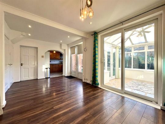 3 bedroom detached house to rent - Photo 1