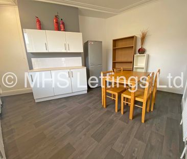 3 Bedroom End Terraced House for rent in Beechwood Mount - Photo 3