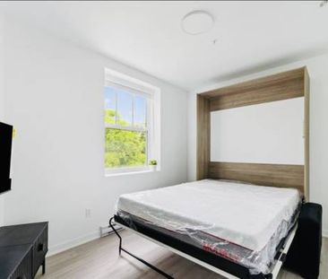 New Studios Downtown Montreal ** Brand New Construction ** - Photo 1