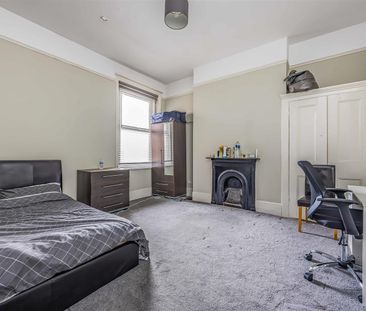 Room For Rent 59 Waverley Road, Southsea - Photo 1