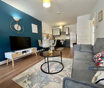 1 bedroom flat to rent - Photo 2